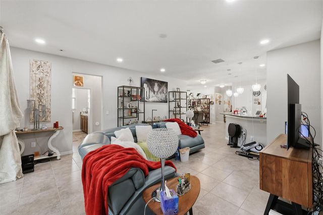 6611 PADEN WHEEL STREET, Zephyrhills, FL 33541