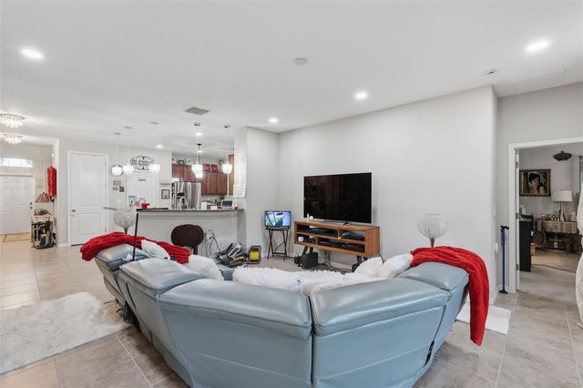 6611 PADEN WHEEL STREET, Zephyrhills, FL 33541