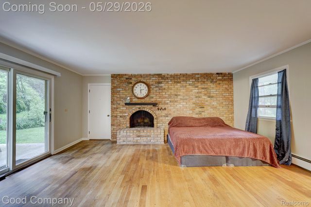 1371 Winchcombe Drive, Bloomfield Hills, MI 48304