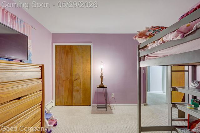 1371 Winchcombe Drive, Bloomfield Hills, MI 48304