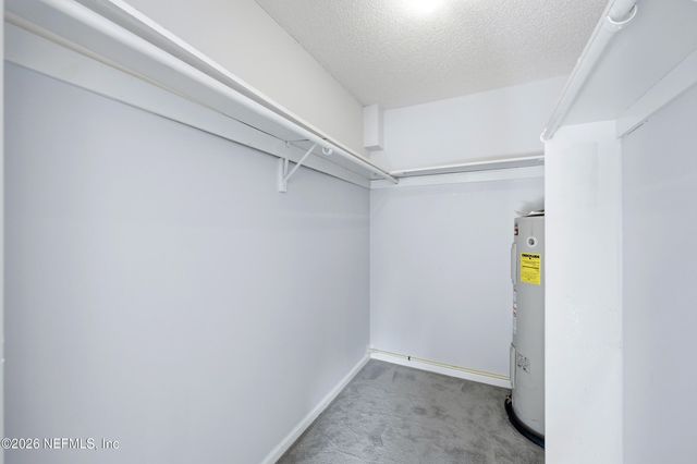 3765 CROWN POINT Road 9, Jacksonville, FL 32257