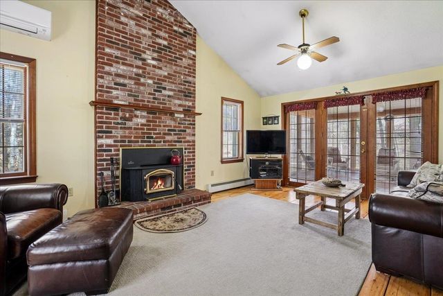 112 Hardy Road, Londonderry, NH 03053