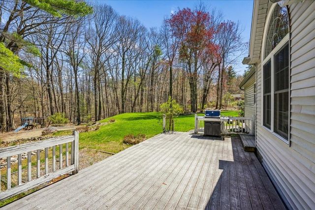 112 Hardy Road, Londonderry, NH 03053