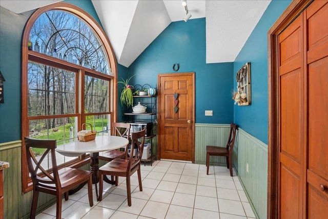 112 Hardy Road, Londonderry, NH 03053