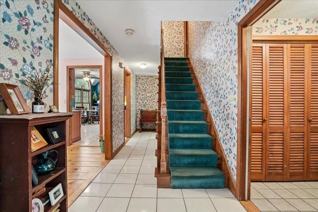 112 Hardy Road, Londonderry, NH 03053