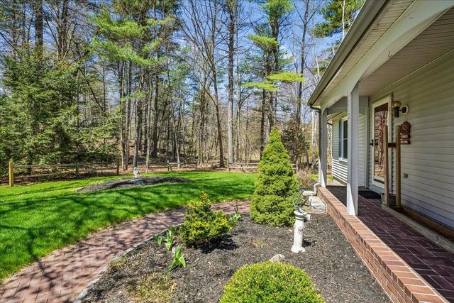 112 Hardy Road, Londonderry, NH 03053