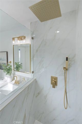 23832 La Rosa, Lake Forest, CA 92630