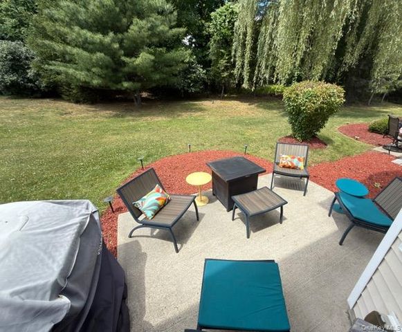 9 Cornwall Lane, Middletown, NY 10940
