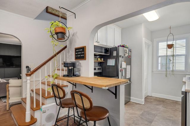 1449 E University Street, Springfield, MO 65804