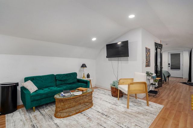 1449 E University Street, Springfield, MO 65804