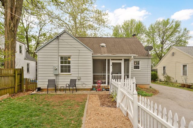 1449 E University Street, Springfield, MO 65804
