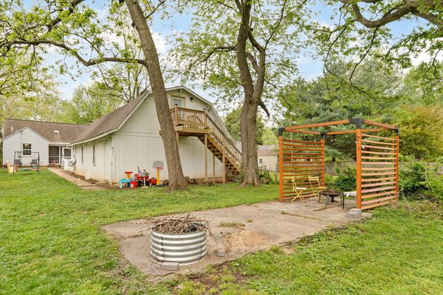 1449 E University Street, Springfield, MO 65804
