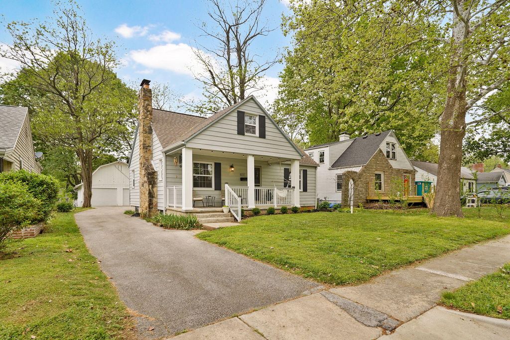 1449 E University Street, Springfield, MO 65804