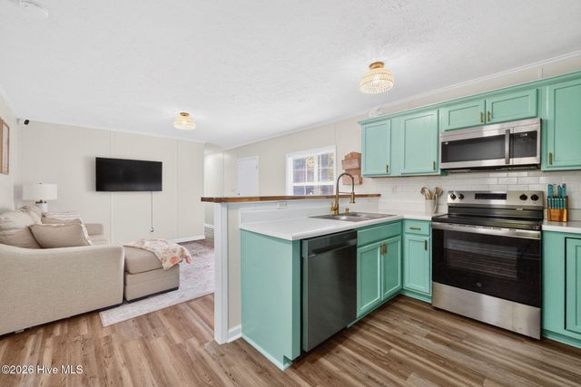 3439 Marlin Drive SE, Bolivia, NC 28422