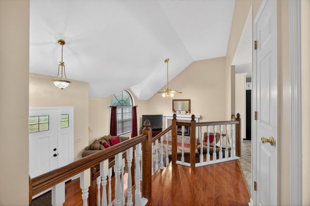 141 Debbie Lane, Ringgold, GA 30736