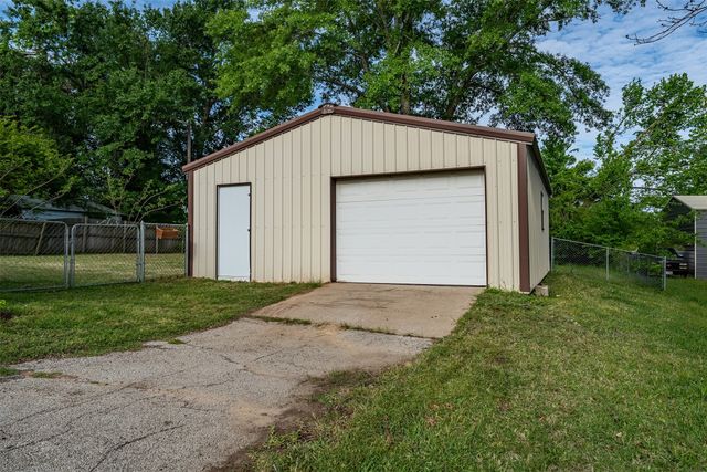 621 Athens, Canton, TX 75103