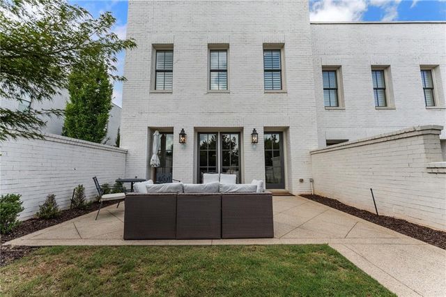 323 S Esplanade, Alpharetta, GA 30009