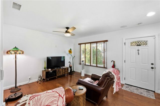 618 W 21st, Long Beach, CA 90806