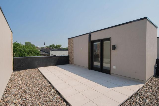 9 West Drive, Excelsior, MN 55331