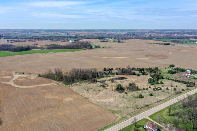 12943 W County Road M, Evansville, WI 53536