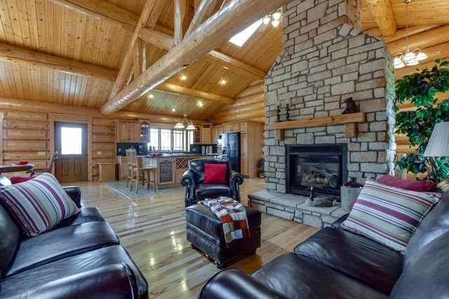 12943 W County Road M, Evansville, WI 53536