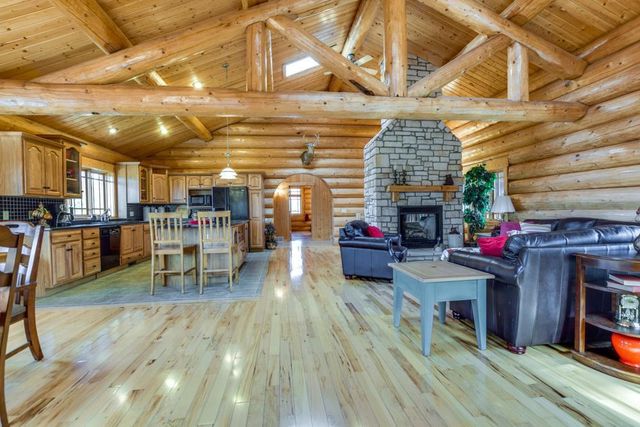 12943 W County Road M, Evansville, WI 53536