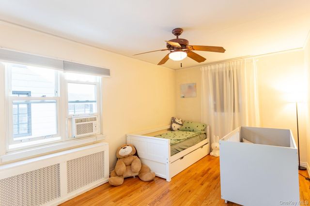 80-50 214th Street, Hollis Hills, NY 11427