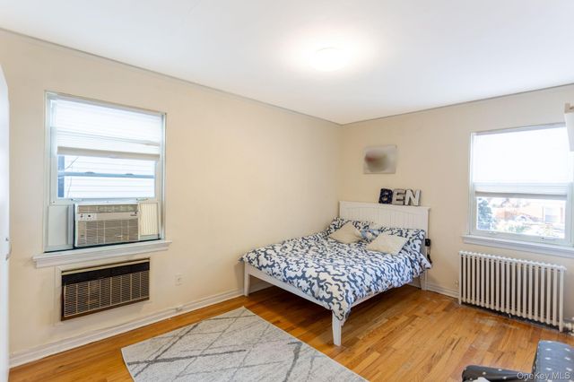 80-50 214th Street, Hollis Hills, NY 11427