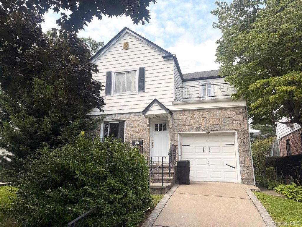 80-50 214th Street, Hollis Hills, NY 11427 — photo 2