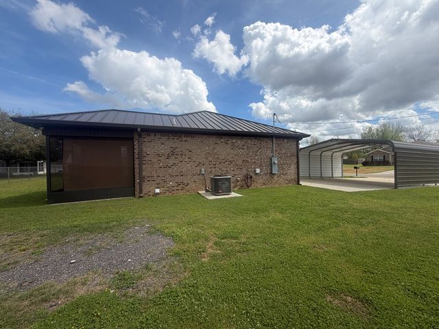 49 Gardenia, Midland City, AL 36350