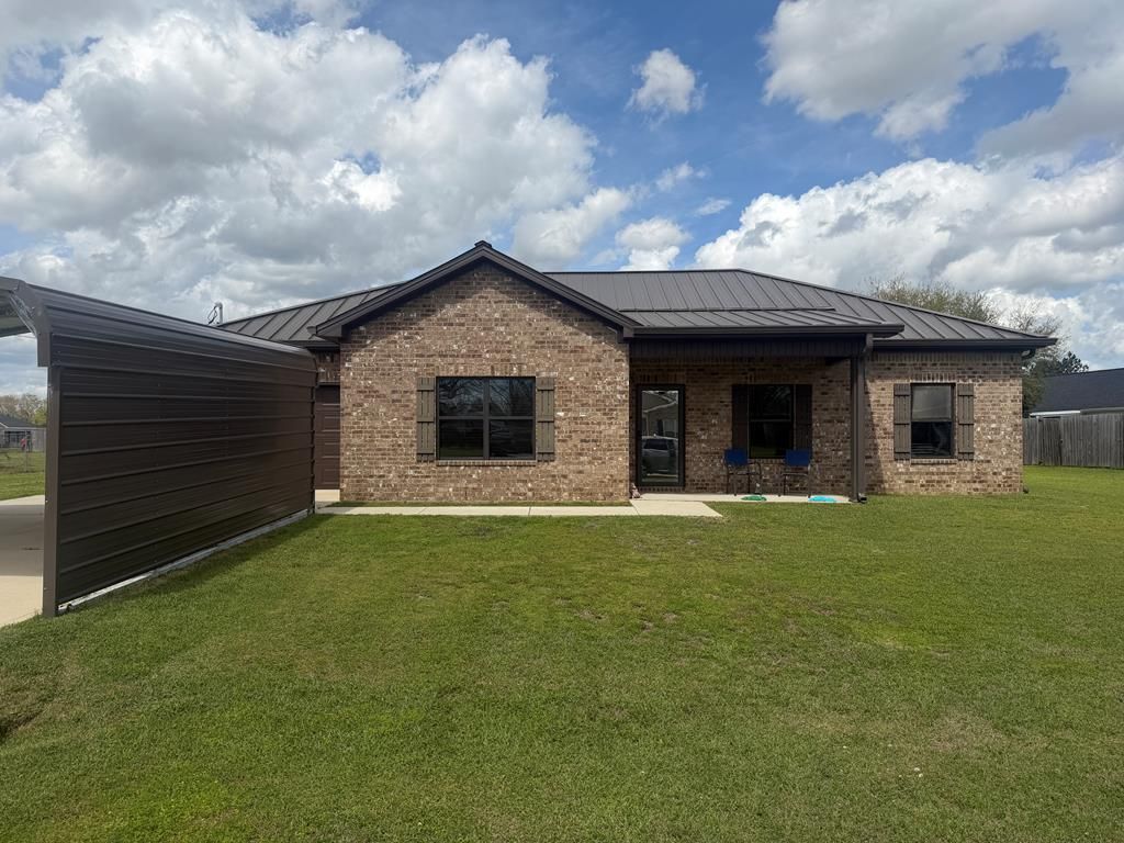 49 Gardenia, Midland City, AL 36350