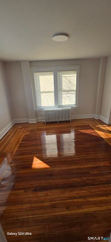 265 Citizens Avenue, Waterbury, CT 06704