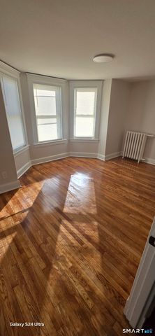 265 Citizens Avenue, Waterbury, CT 06704