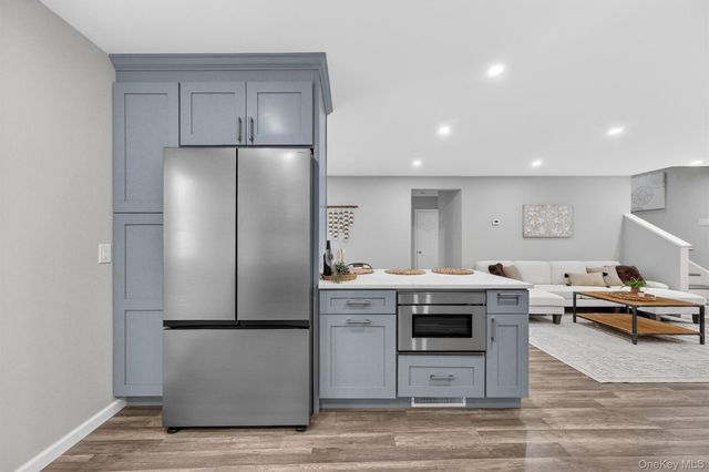 35 Avon Road, Lake Peekskill, NY 10537