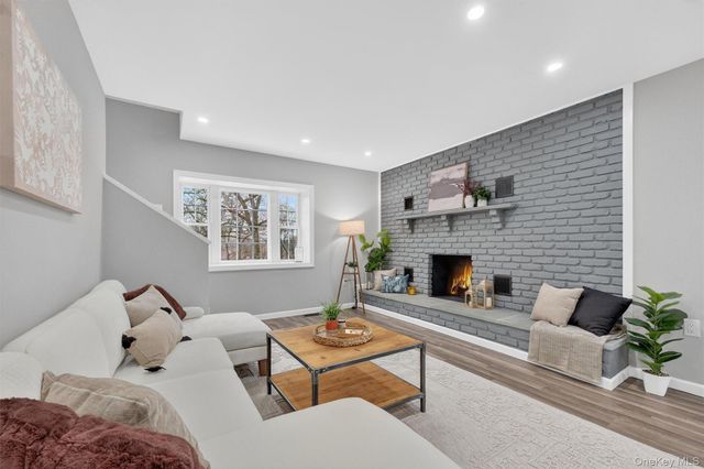 35 Avon Road, Lake Peekskill, NY 10537