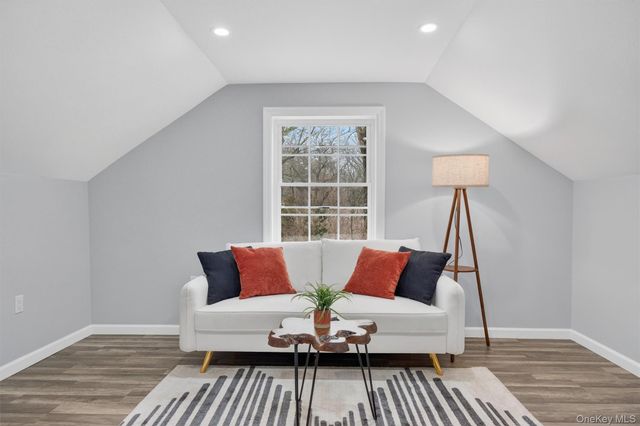 35 Avon Road, Lake Peekskill, NY 10537