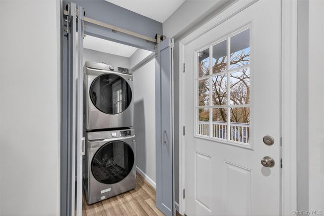 35 Avon Road, Lake Peekskill, NY 10537