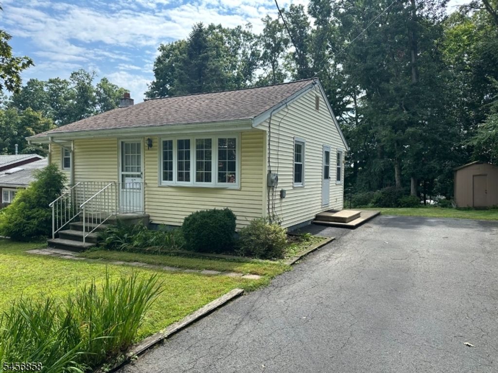 97 Cayuga Ave, Rockaway Twp., NJ 07866 — exterior