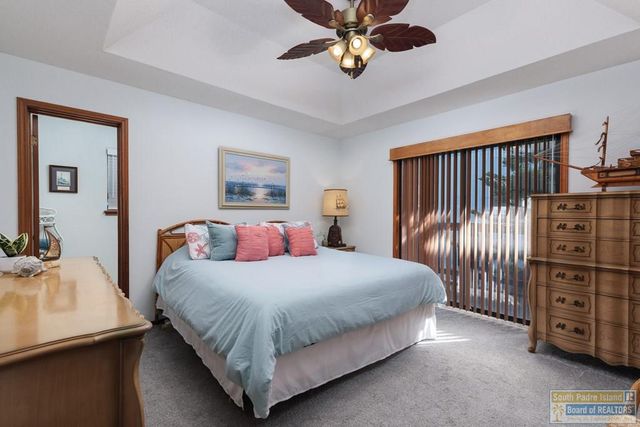 130 E Gardenia St., South Padre Island, TX 78597