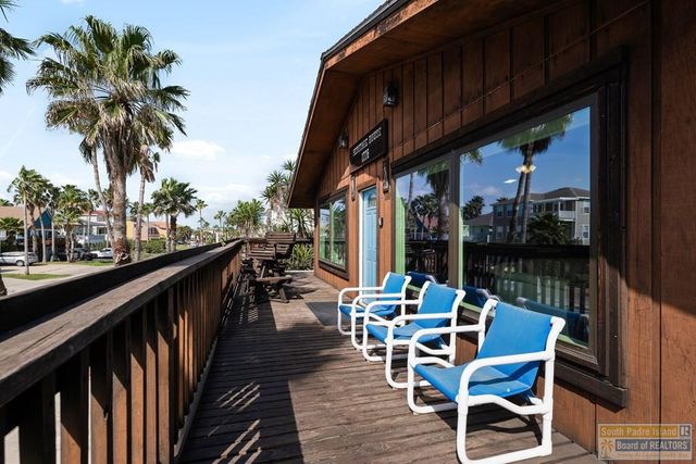 130 E Gardenia St., South Padre Island, TX 78597
