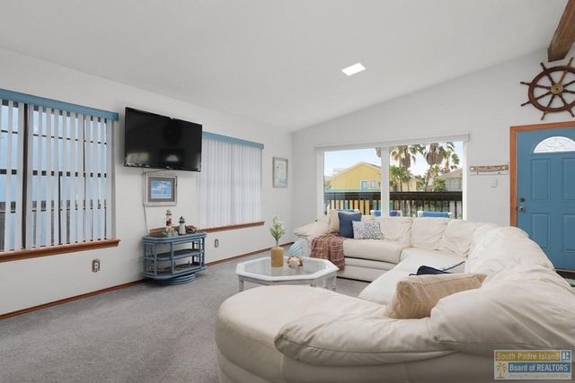 130 E Gardenia St., South Padre Island, TX 78597