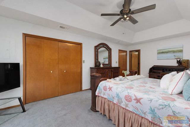 130 E Gardenia St., South Padre Island, TX 78597