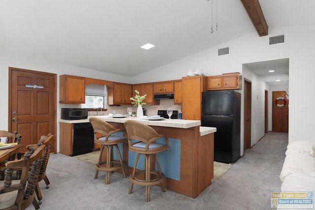 130 E Gardenia St., South Padre Island, TX 78597