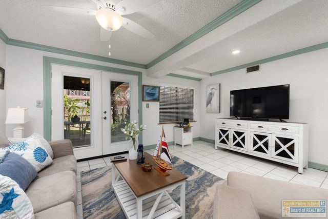 130 E Gardenia St., South Padre Island, TX 78597