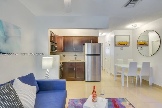 412 NE 4th Ave, Hallandale Beach, FL 33009
