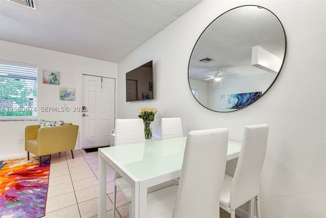 412 NE 4th Ave, Hallandale Beach, FL 33009