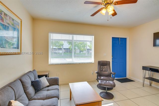 412 NE 4th Ave, Hallandale Beach, FL 33009