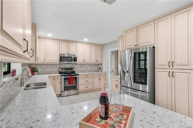 8831 E SANDPIPER DRIVE, Inverness, FL 34450