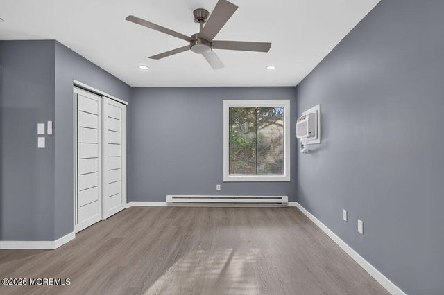 27 Meadow Green Circle F, Manalapan, NJ 07726