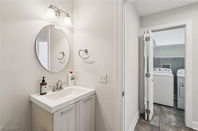 1416 Spyglass Hill Drive, Brunswick, OH 44212